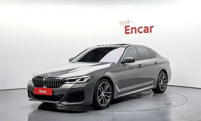 BMW 5-Series · 2021 год