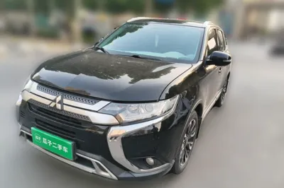 Mitsubishi Outlander · 2019 год