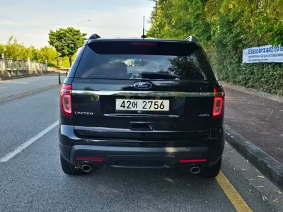 Ford Explorer 2013, 150920 км, за 4726.27 USD