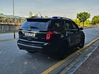 Ford Explorer 2013, 150920 км, за 4726.27 USD