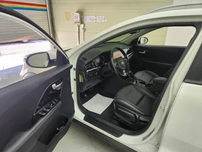 Kia Niro 2020, 60833 км, за 11567.96 USD - фото 10
