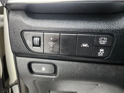 Kia Niro 2020, 60833 км, за 11567.96 USD - фото 15