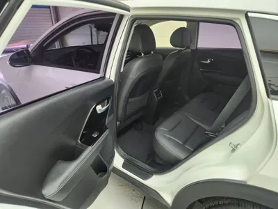 Kia Niro 2020, 60833 км, за 11567.96 USD - фото 18