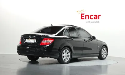 Mercedes-Benz C-Class 2011, 119852 км, за 3633.96 USD