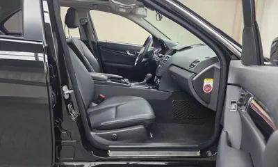 Mercedes-Benz C-Class 2011, 119852 км, за 3633.96 USD - фото 11