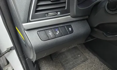 Hyundai Avante 2018, 99904 км, за 5807.73 USD - фото 18