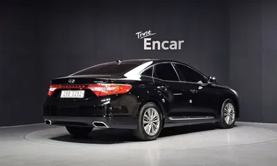 Hyundai Grandeur 2017, 135245 км, за 6188.93 USD