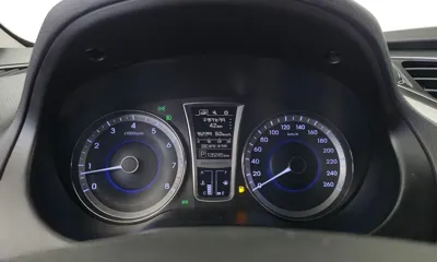 Hyundai Grandeur 2017, 135245 км, за 6180.07 USD - фото 8