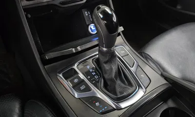 Hyundai Grandeur 2017, 135245 км, за 6180.07 USD - фото 9