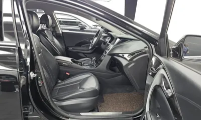 Hyundai Grandeur 2017, 135245 км, за 6180.07 USD - фото 11
