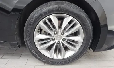 Hyundai Grandeur 2017, 135245 км, за 6180.07 USD - фото 21
