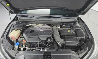 Hyundai Veloster 2019, 75662 км, за 8993.04 USD - фото 6