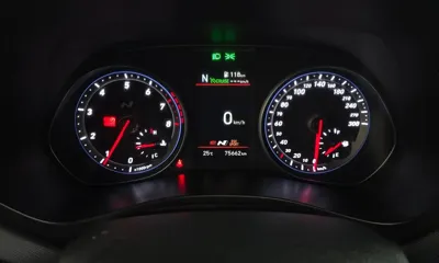Hyundai Veloster 2019, 75662 км, за 8993.04 USD - фото 8
