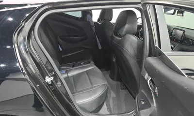 Hyundai Veloster 2019, 75662 км, за 8993.04 USD - фото 11