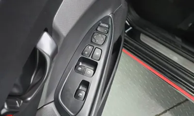 Hyundai Veloster 2019, 75662 км, за 8993.04 USD - фото 18