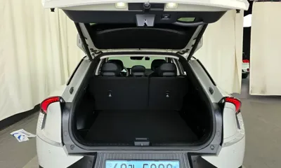 Kia EV6 2022, 52735 км, за 19776.23 USD - фото 20