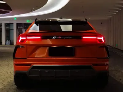 Lamborghini Urus 2019, 60000 км, за 248494.3 USD