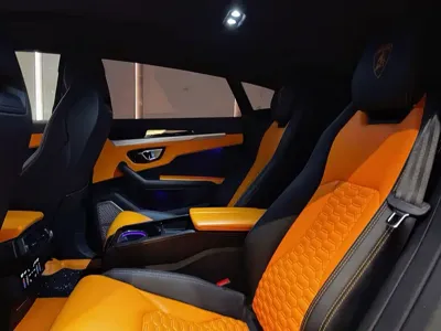 Lamborghini Urus 2019, 60000 км, за 248494.3 USD - фото 6