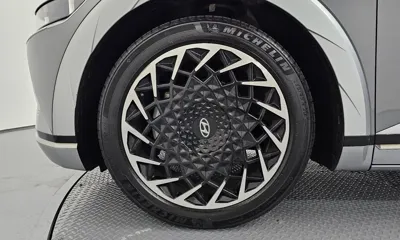 Hyundai Ioniq5 2022, 137953 км, за 16872.97 USD