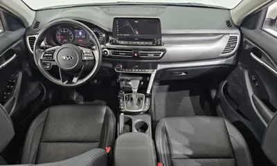 Kia Seltos 2022, 43079 км, за 10939.63 USD - фото 7