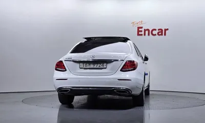 Mercedes-Benz E-Class 2017, 122766 км, за 14212.07 USD