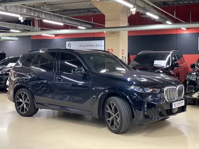 BMW X5 2026, 8500 км, за 87044.11 USD