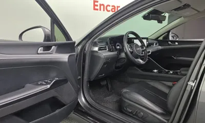 Kia K5 2022, 83224 км, за 12884.04 USD - фото 12
