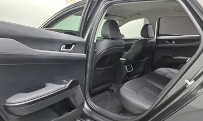Kia K5 2022, 83224 км, за 12884.04 USD - фото 18