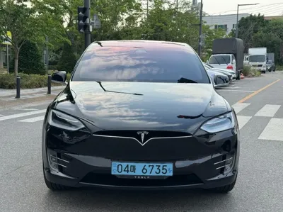 Tesla Model X 2018, 58000 км, за 47860.89 USD