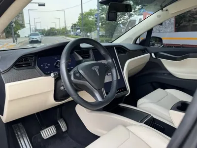Tesla Model X 2018, 58000 км, за 47860.89 USD - фото 9