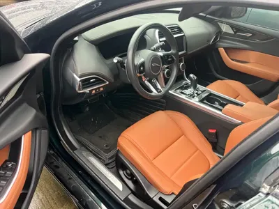 Jaguar XEL 2024, 33000 км, за 19511.1 USD