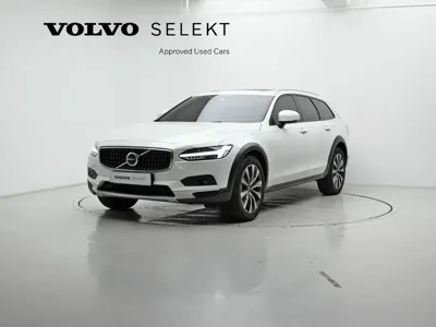 Volvo V90 · 2024 год