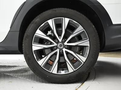 Volvo V90 2024, 10684 км, за 37490.14 USD