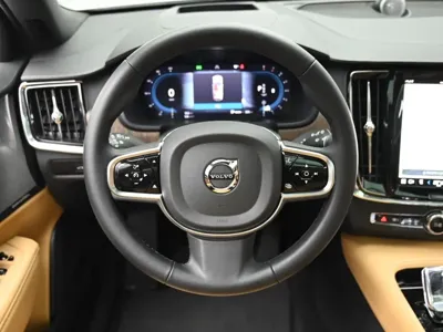Volvo V90 2024, 10684 км, за 37490.14 USD - фото 13