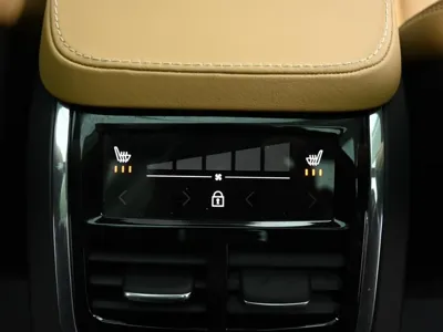Volvo V90 2024, 10684 км, за 37490.14 USD - фото 16