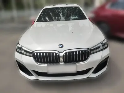BMW 5 Series 2022, 68600 км, за 29619.79 USD