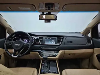 Kia Canival 2017, 121585 км, за 5382.7 USD - фото 7