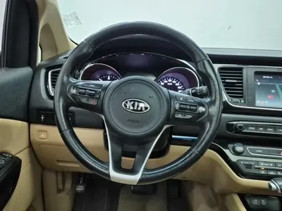 Kia Canival 2017, 121585 км, за 5382.7 USD - фото 9