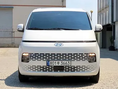 Hyundai Staria