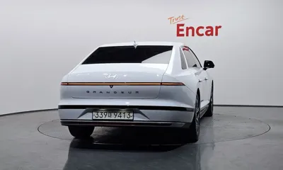 Hyundai Grandeur 2023, 78026 км, за 18345.06 USD