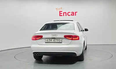 Audi A4 2015, 79247 км, за 3907.28 USD