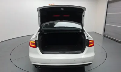 Audi A4 2015, 79247 км, за 3907.28 USD - фото 20