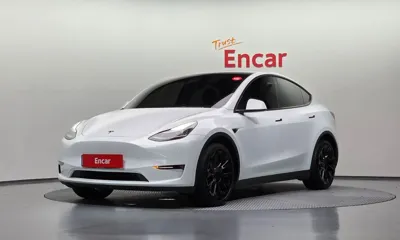 Tesla Model Y · 2022 год
