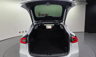 Tesla Model Y 2022, 28544 км, за 32178.37 USD - фото 20