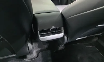 Tesla Model Y 2022, 28544 км, за 32178.37 USD - фото 32
