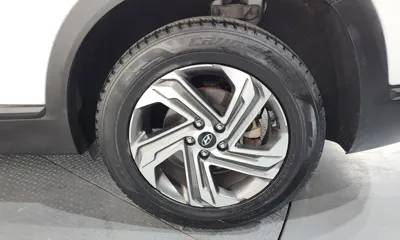 Hyundai Santafe 2021, 93564 км, за 13742.98 USD