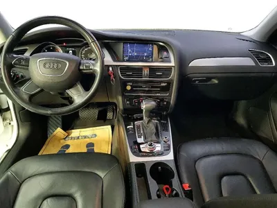 Audi A4 2015, 88588 км, за 4482.18 USD