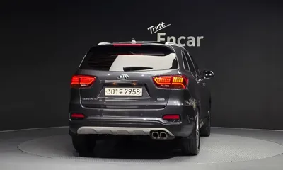 Kia Sorento 2018, 107350 км, за 10174.61 USD