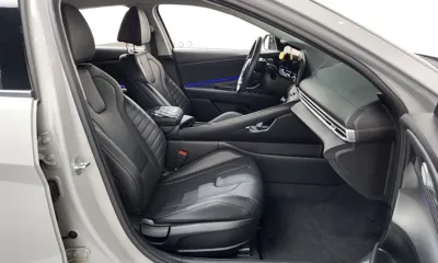 Hyundai Avante 2021, 95411 км, за 11384.35 USD - фото 26