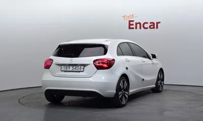 Mercedes-Benz A-Class 2018, 73391 км, за 7469.6 USD
